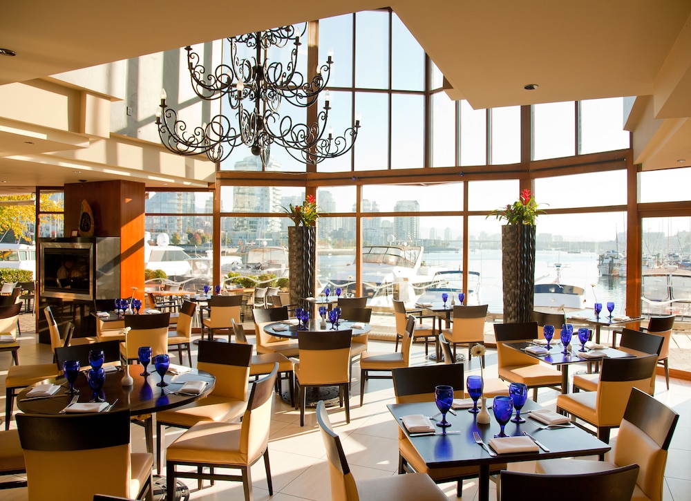 GRANVILLE ISLAND HOTEL 36/50