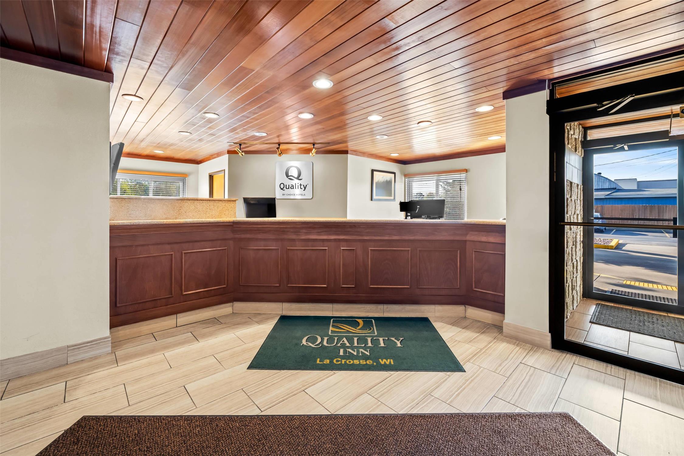 Quality Inn La Crosse North 3/24