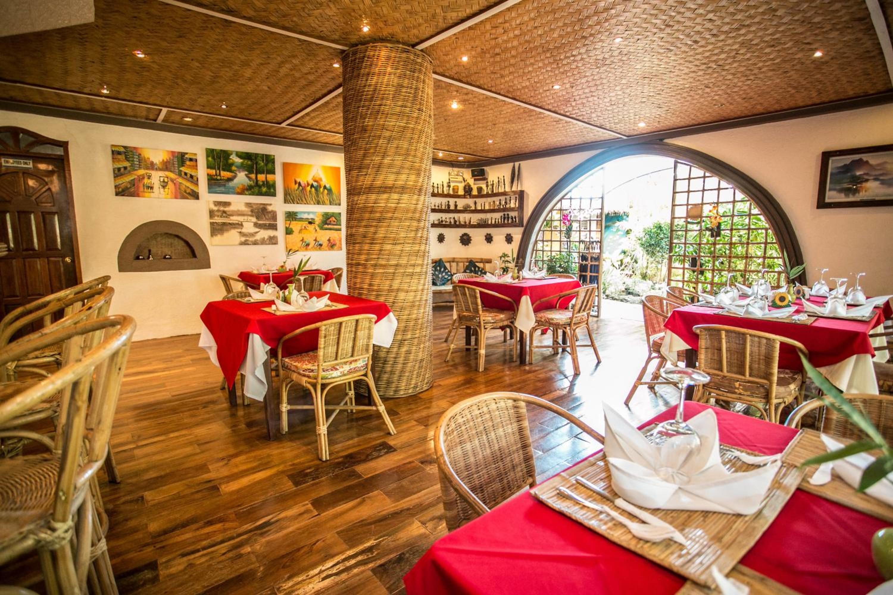 restaurant cafeteria