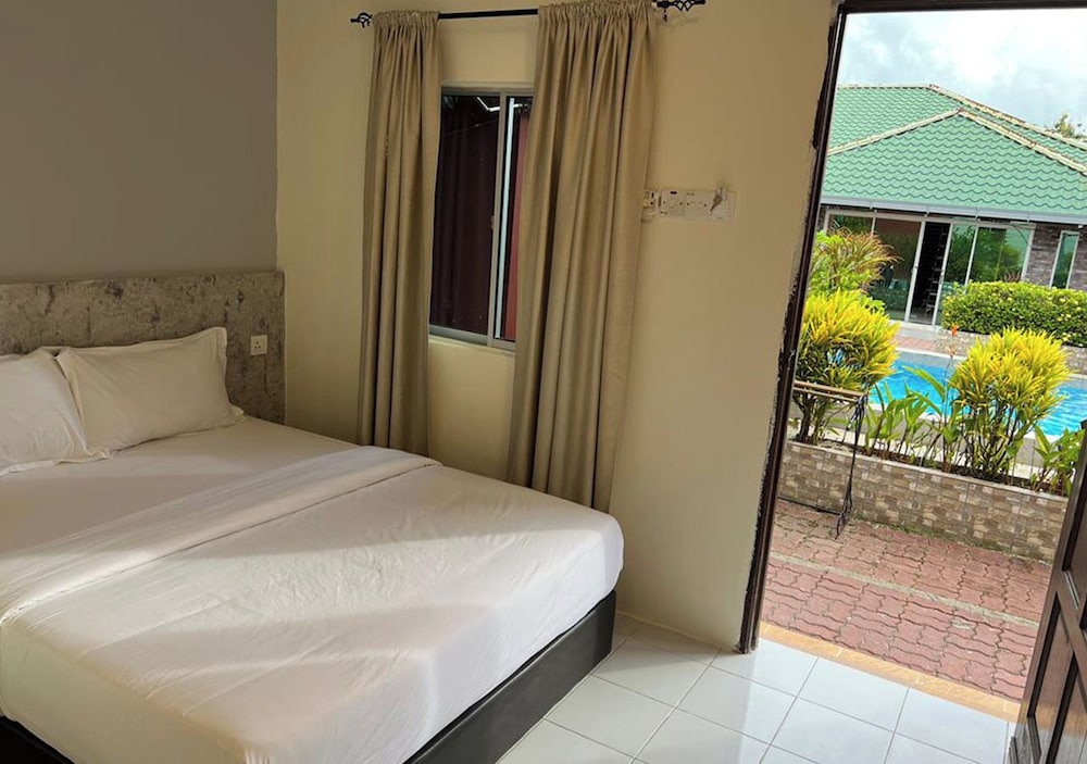 غرفة قياسية بسرير كوين بإطلالة على المسبح، Dlima Beach Inn 2/7