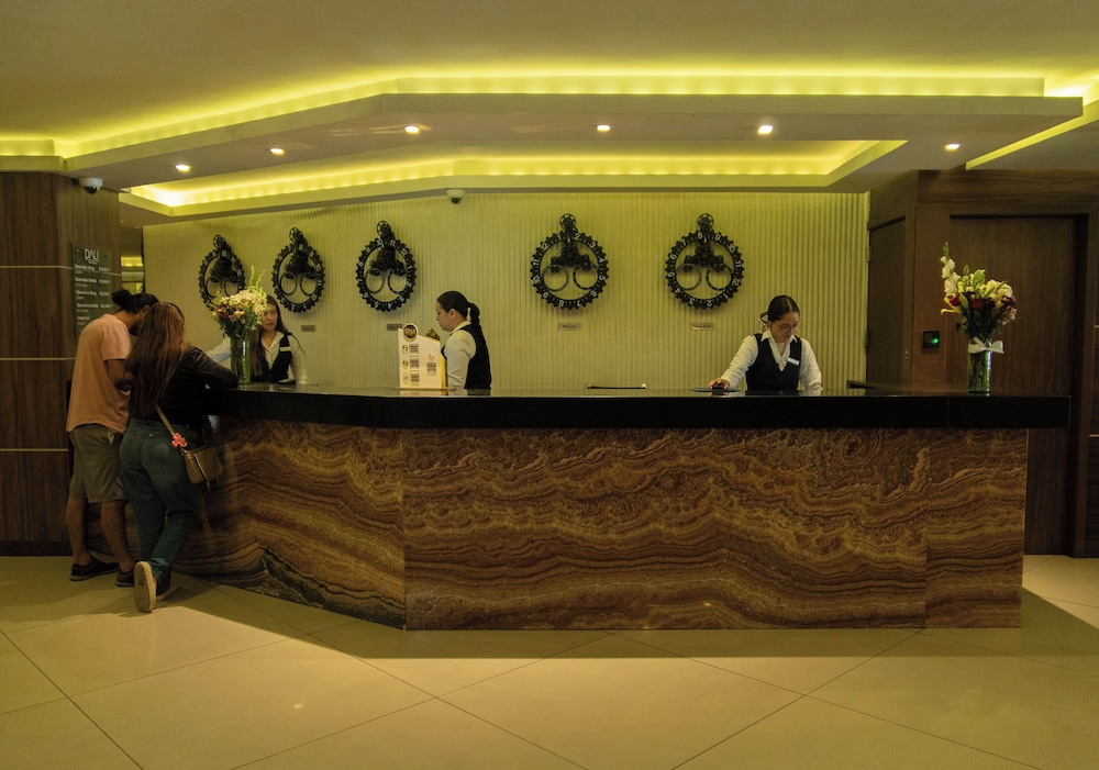 Hotel Dali Ejecutivo 3/86