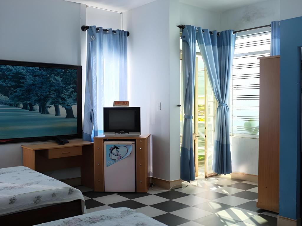 Phu My Hotel 33/34