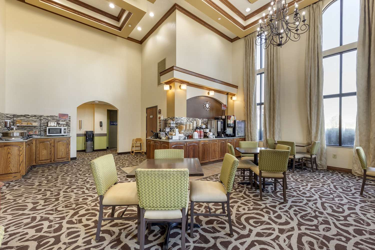 Best Western Plus Sikeston 26/37