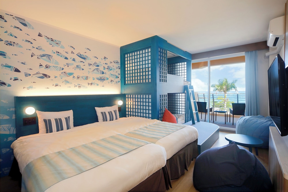 Hotel Breezebay Marina 25/71
