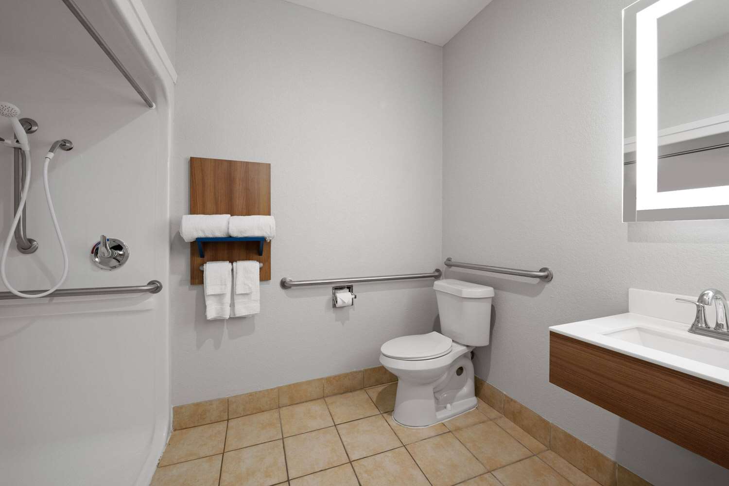 Microtel Inn & Suites by Wyndham Houma 33/33
