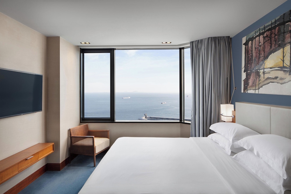 Sheraton Istanbul Atakoy Hotel 16/77