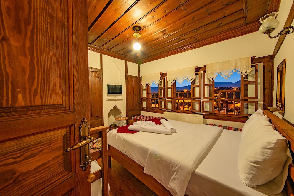 Hanedan Konak Otel 24/47