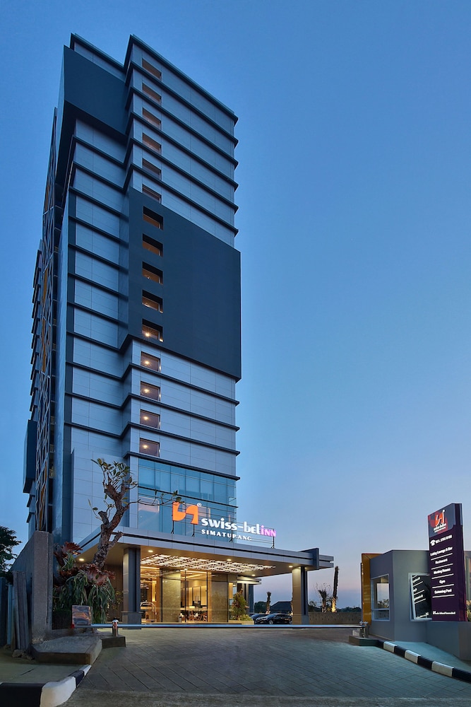 Swiss-Belinn Simatupang 52/57