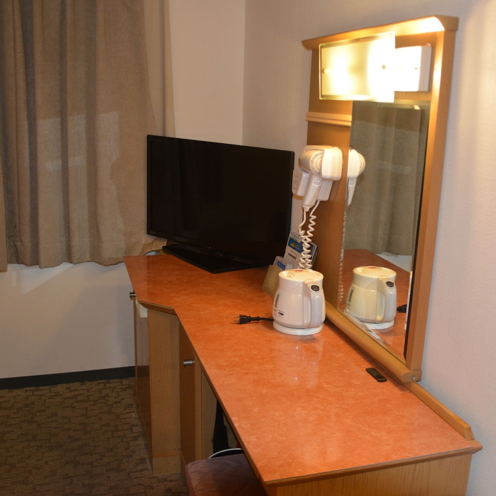 Harbor Plaza Hotel 40/49