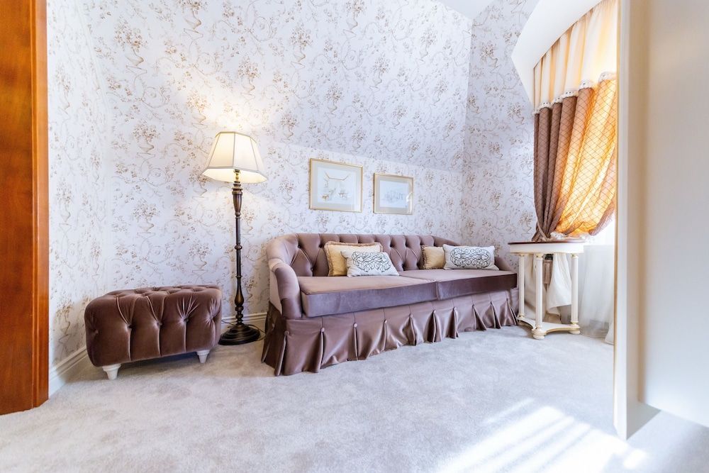 Suter Palace Boutique Hotel 49/69