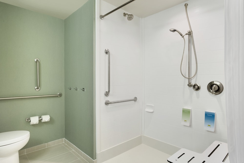 Home2 Suites By Hilton Greenville Downtown 7/31