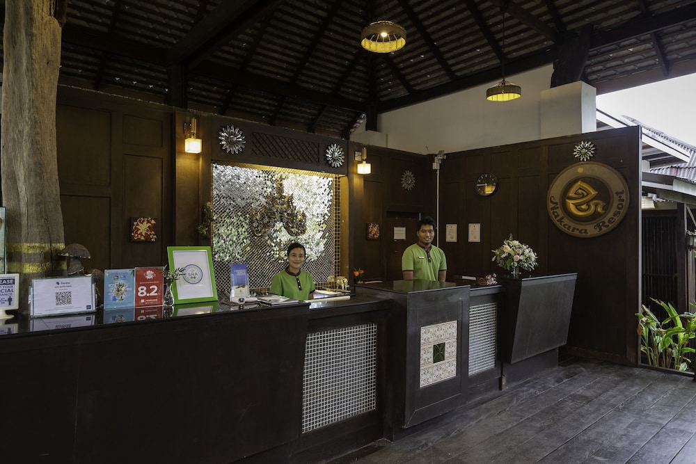 Nakara Long Beach Resort 8/50