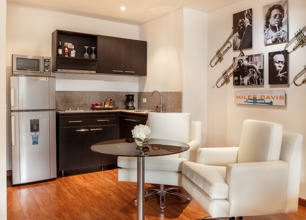 Jazz Apartment 26/36