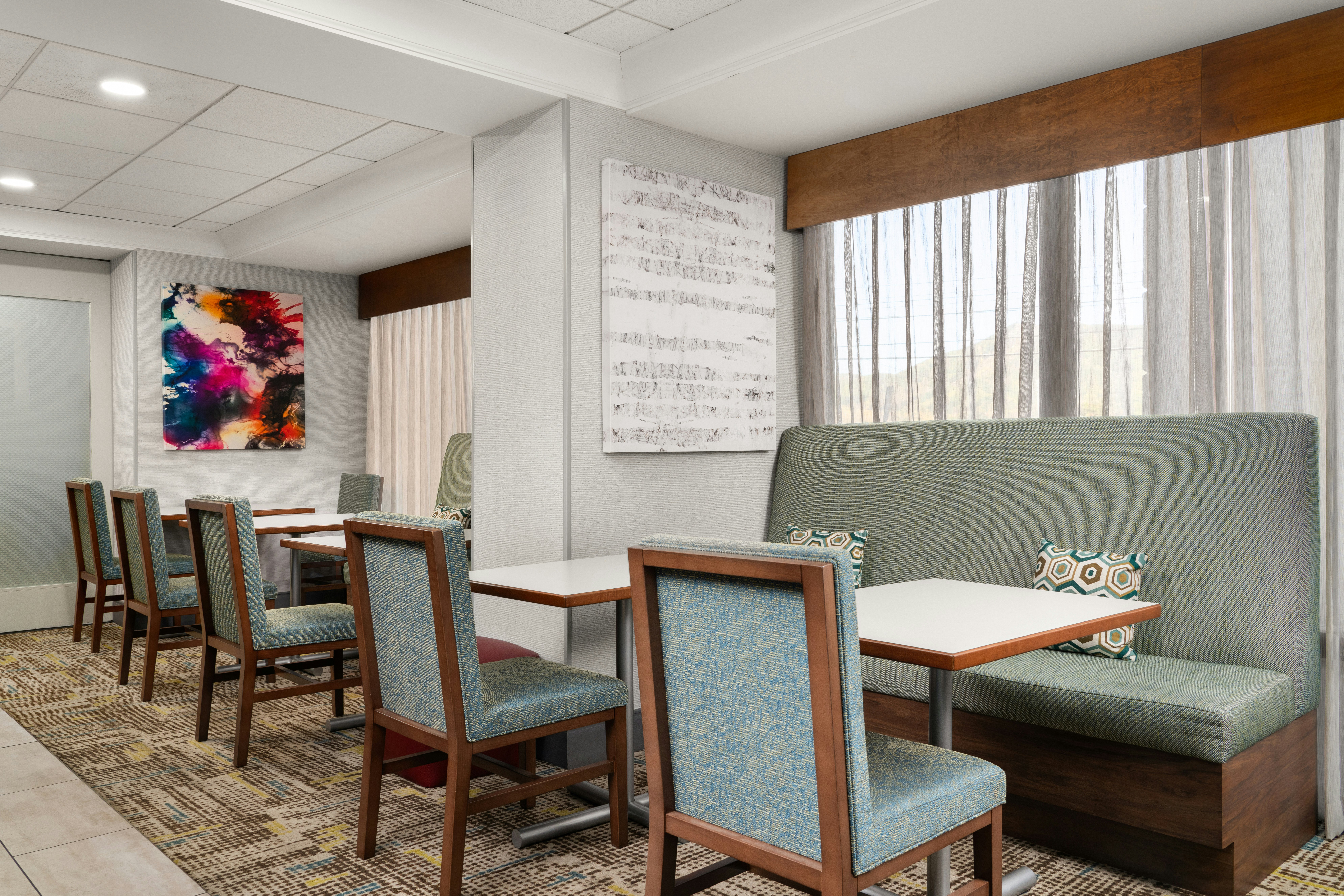 Hampton Inn Roanoke/Hollins - I-81 34/37