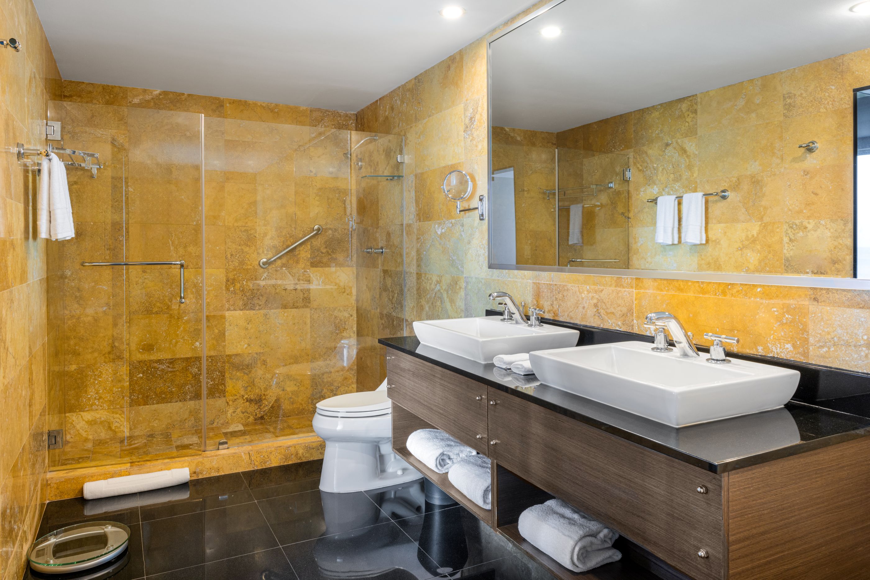1 Bedroom, Gold, Suite