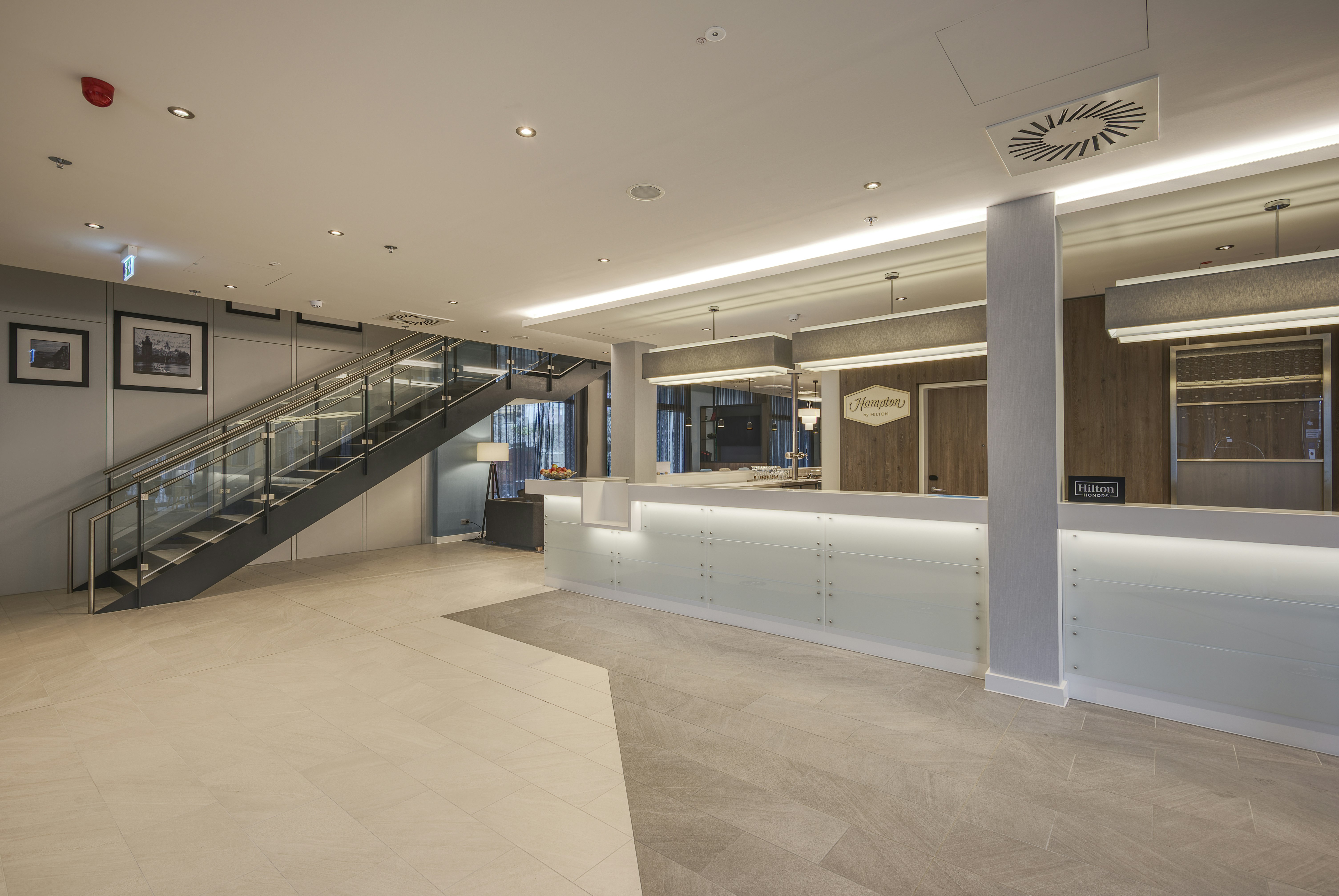 希尔顿欢朋酒店Stuttgart城市中心(Hampton by Hilton Stuttgart City Centre) 图片5