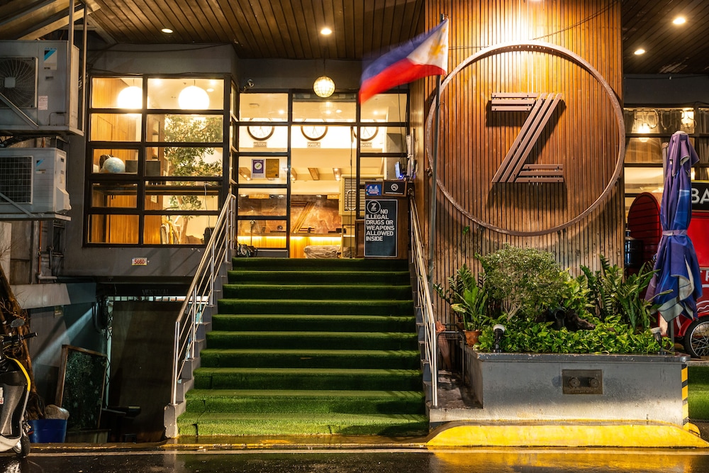 Z Hostel 36/60