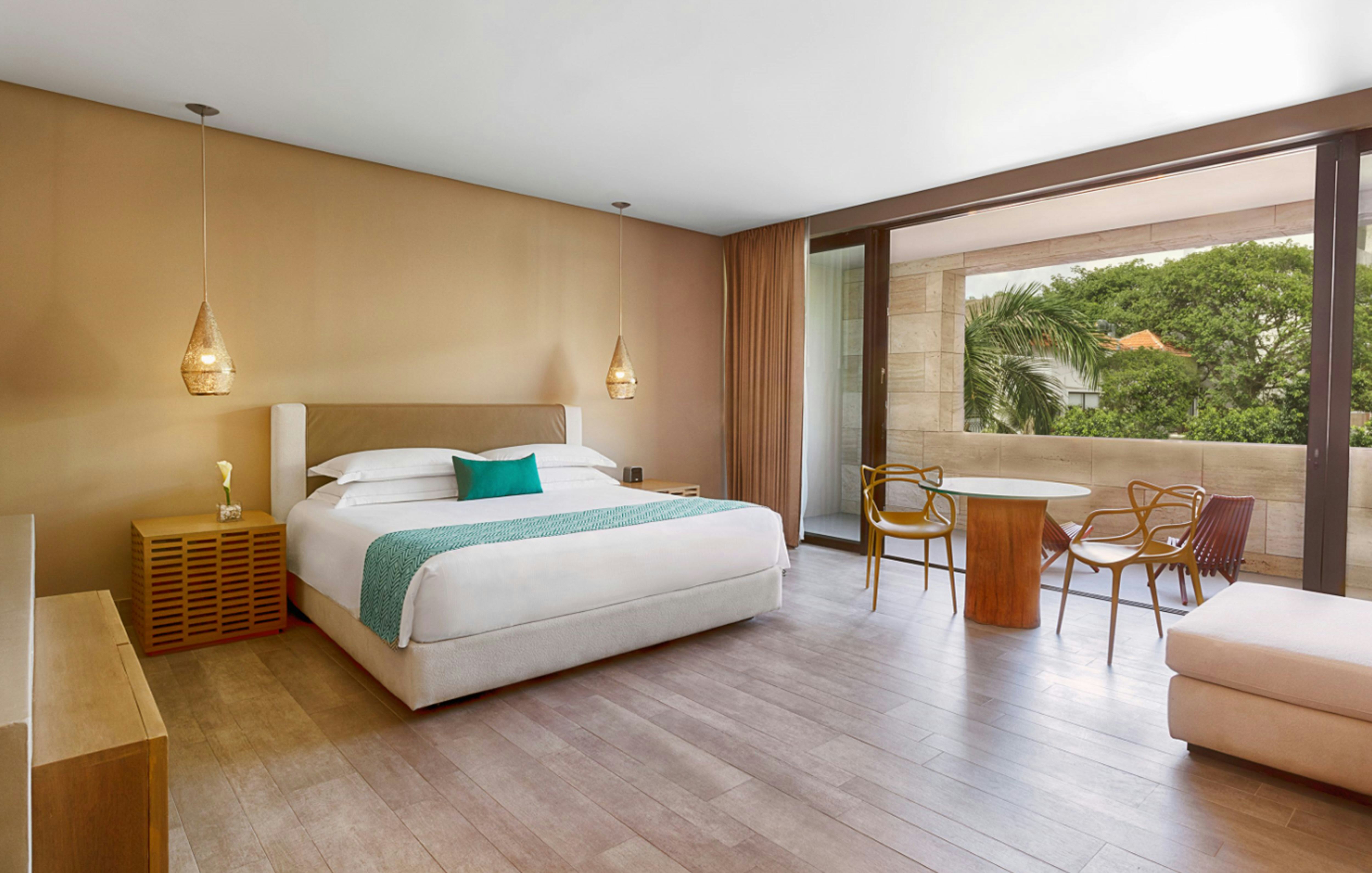 Junior Suite, King Bed
