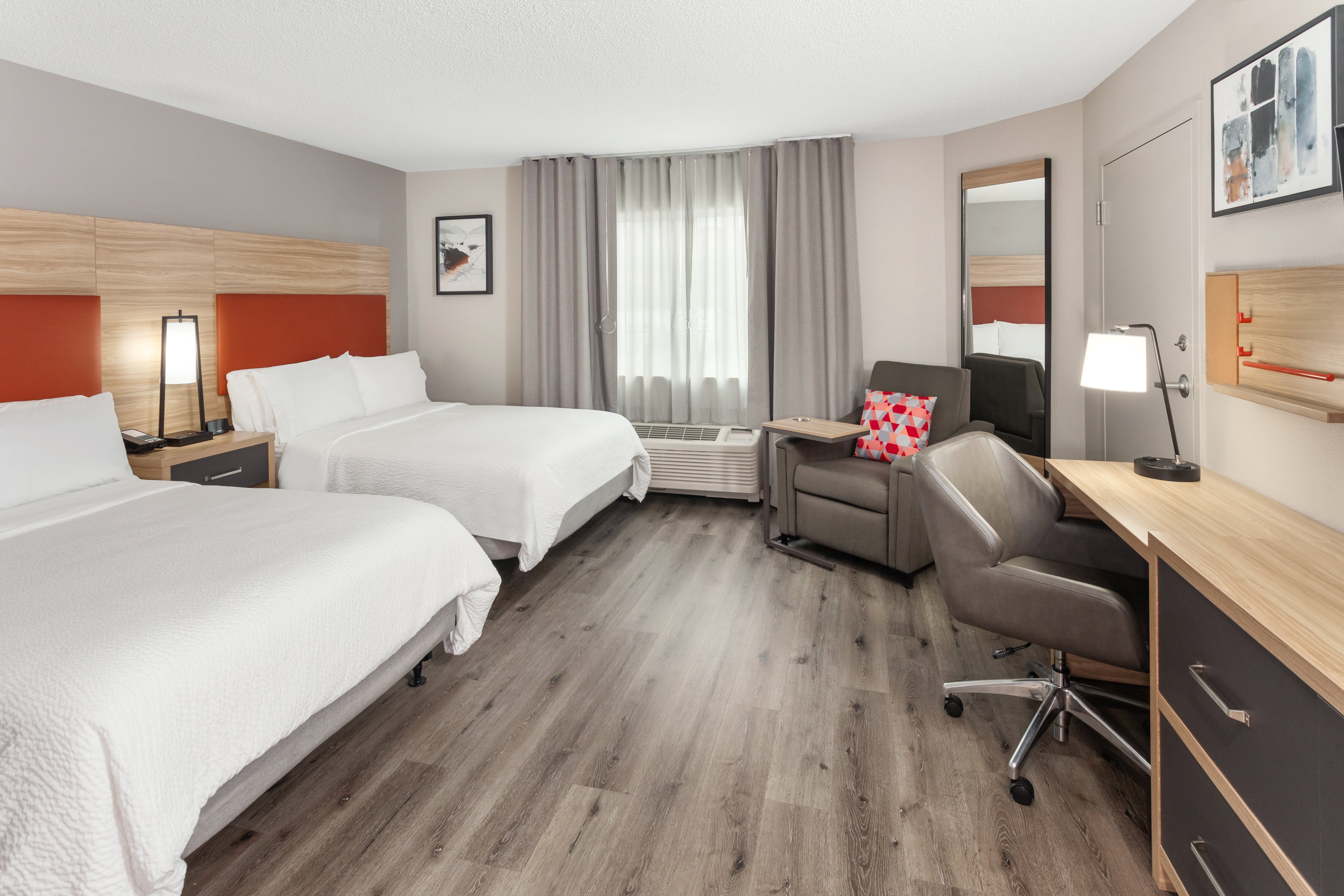 Candlewood Suites Harrisonburg 6/43