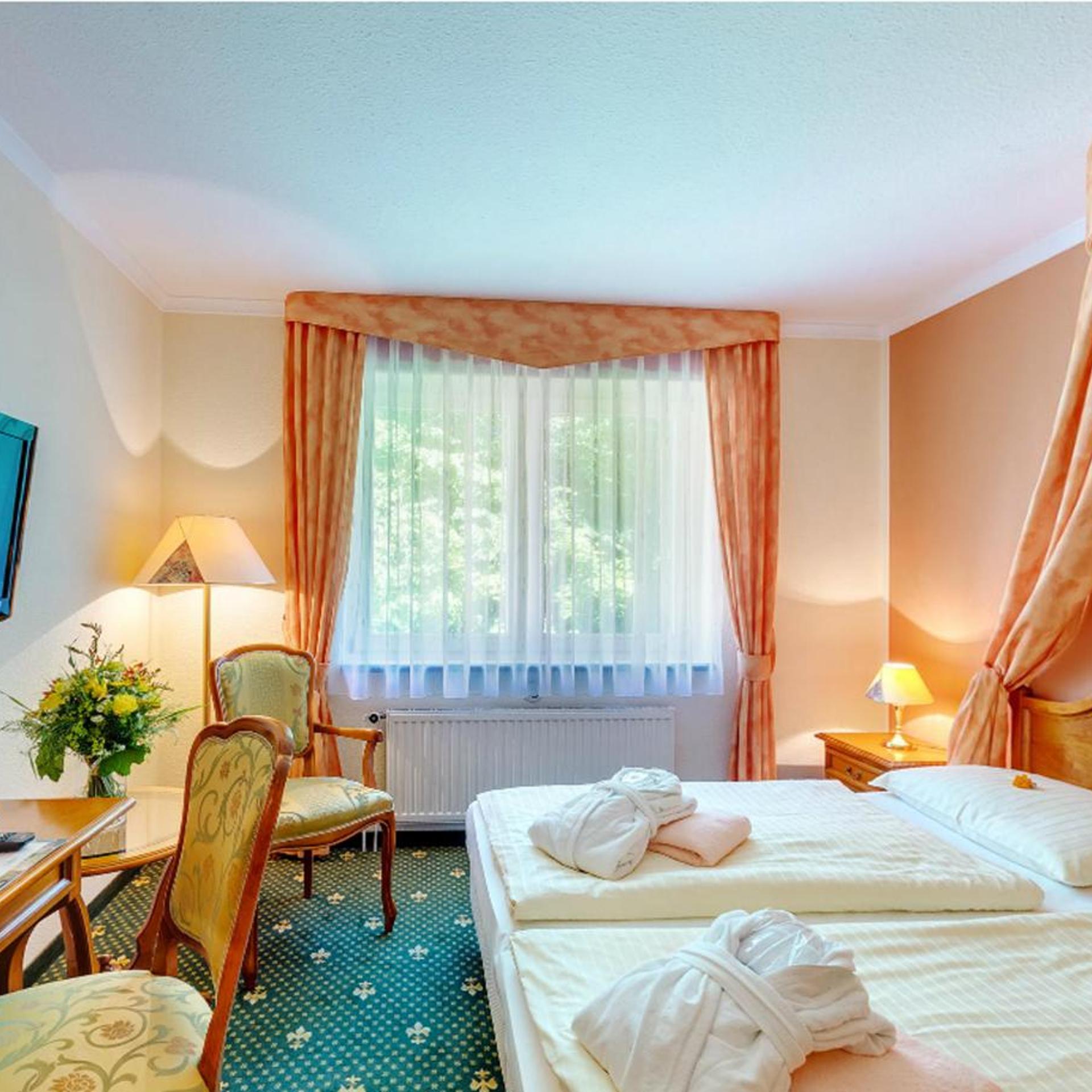 Classic, Comfort, Forest Side