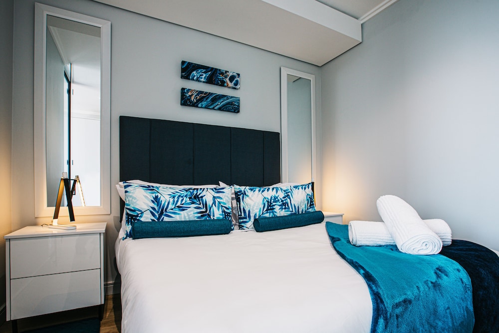 Ellipse Executive Apartment 10/50