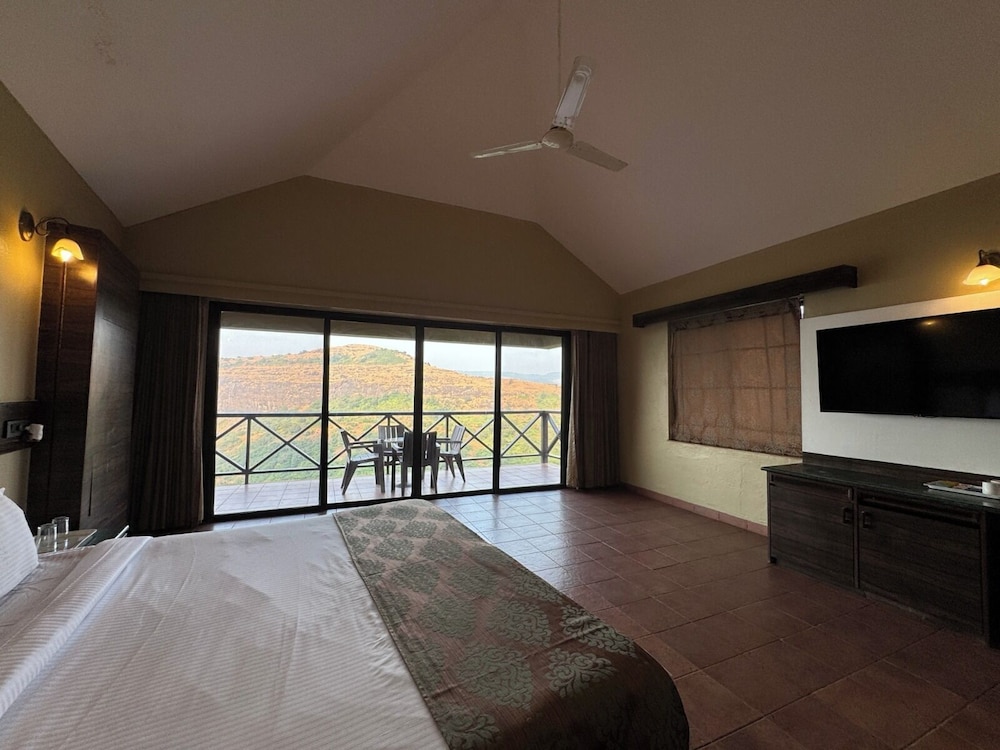 PREMIUM, COTTAGE, VALLEY VIEW