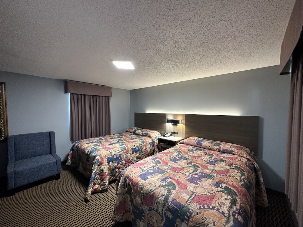 Standard, 2 Double Beds