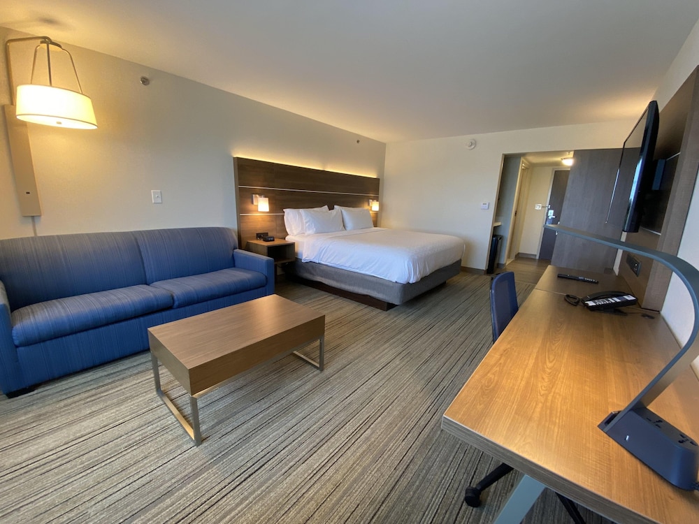 Holiday Inn Express Boston 43/63