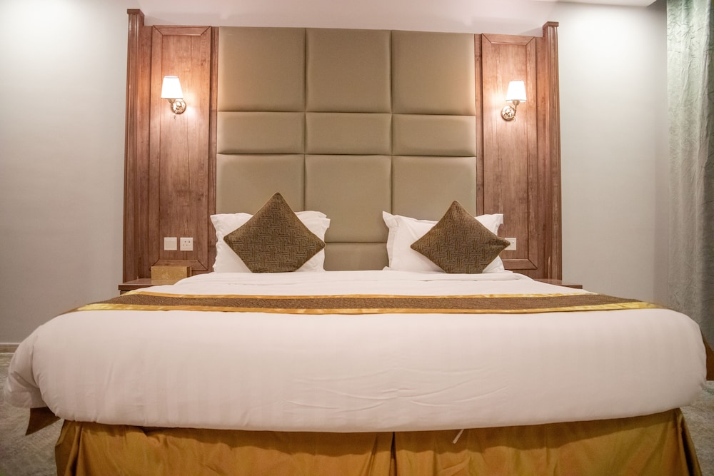 فندق قصر العرين - طريق المدينة(Areen Palace Hotel - Almadina Road) 16/39