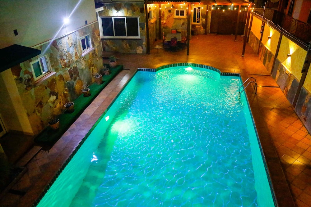 Midindi Hotel 32/61