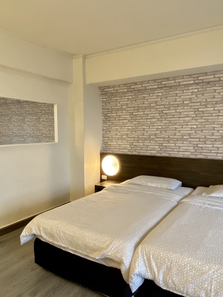 White Palace Hotel Bangkok 23/72