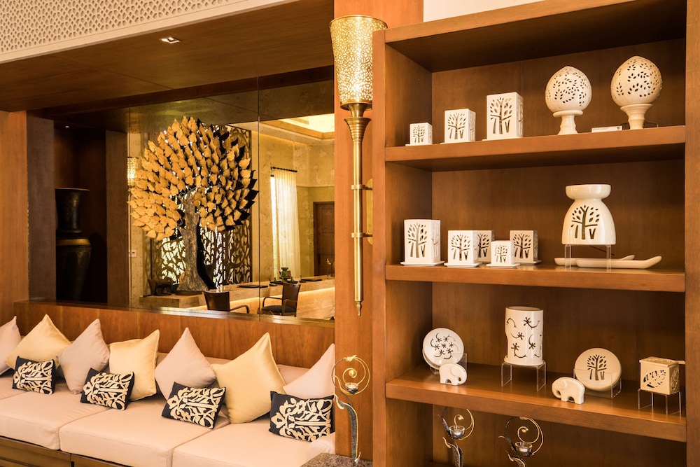 Banyan Tree Tamouda Bay 14/87