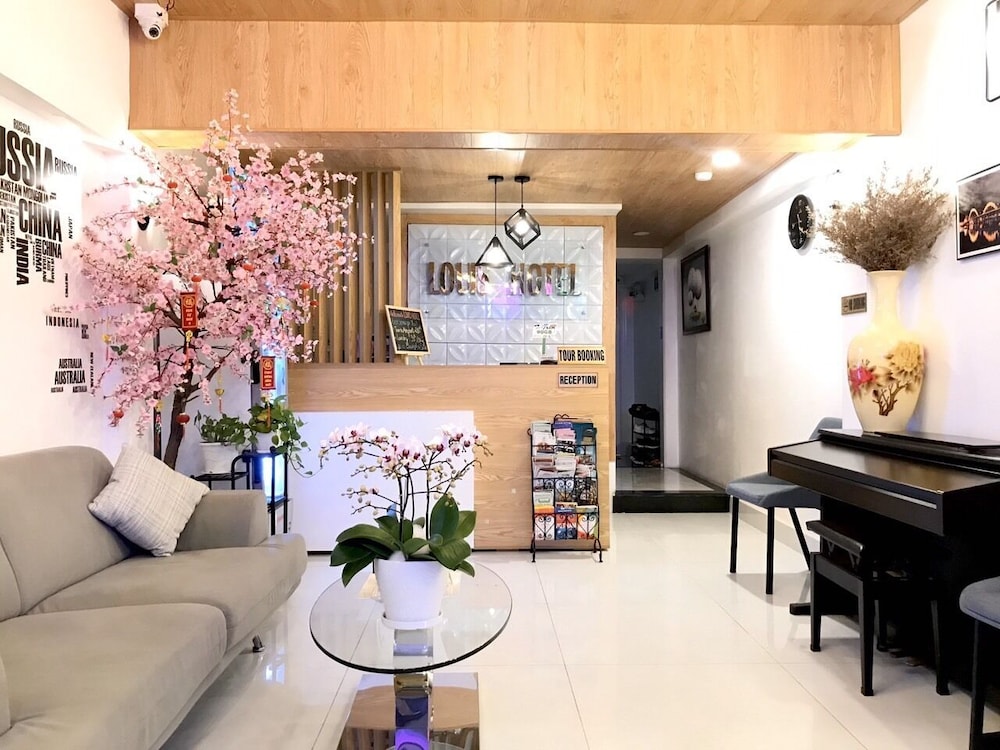 Louis Hostel 32/50