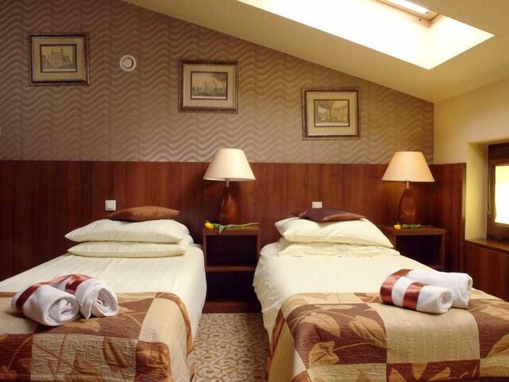 David Hotel 35/63
