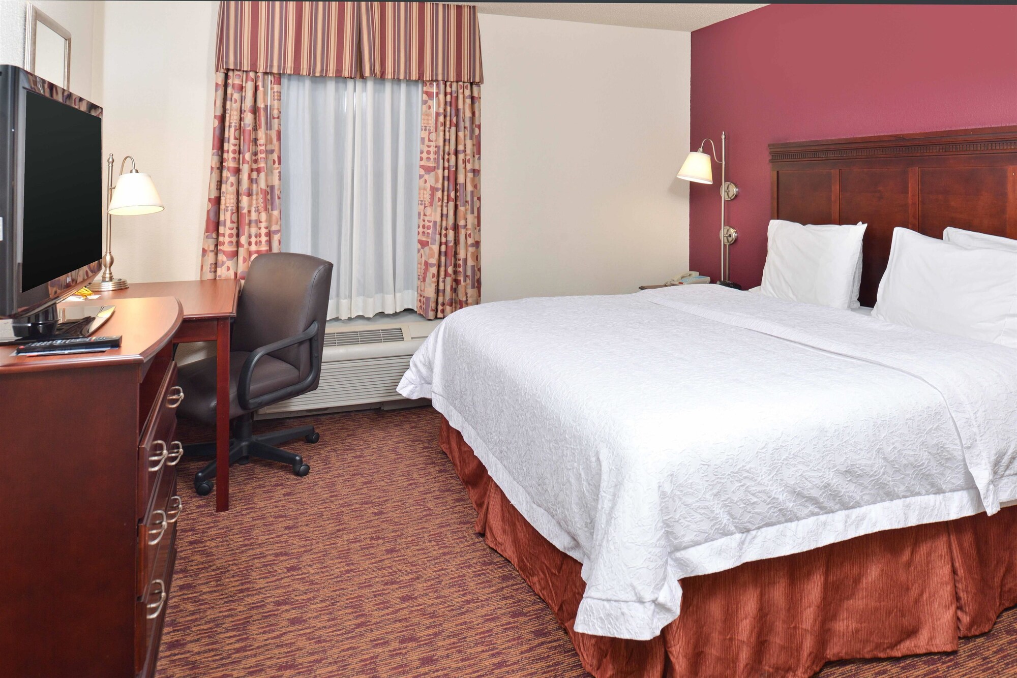 Suite, King Bed