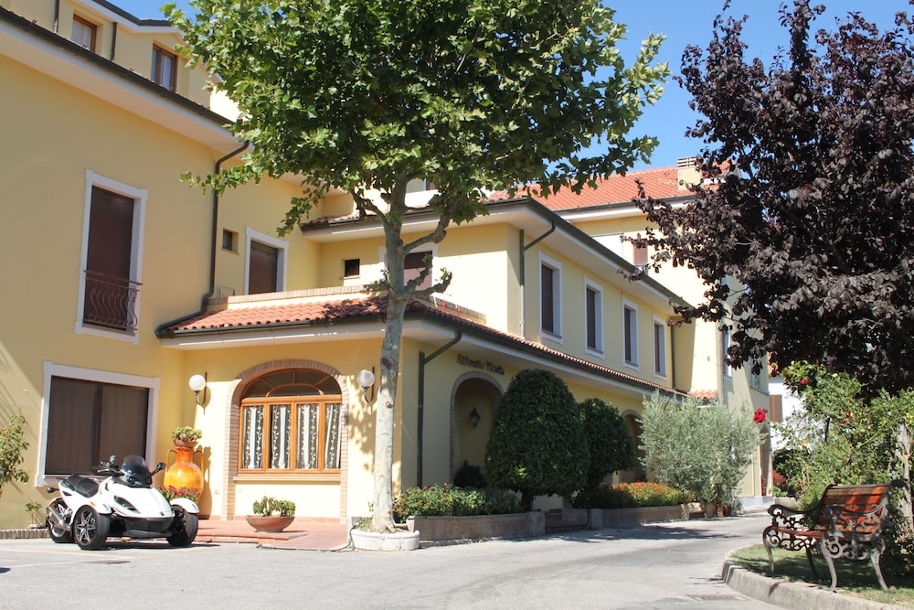 Hotel Girasole 33/43