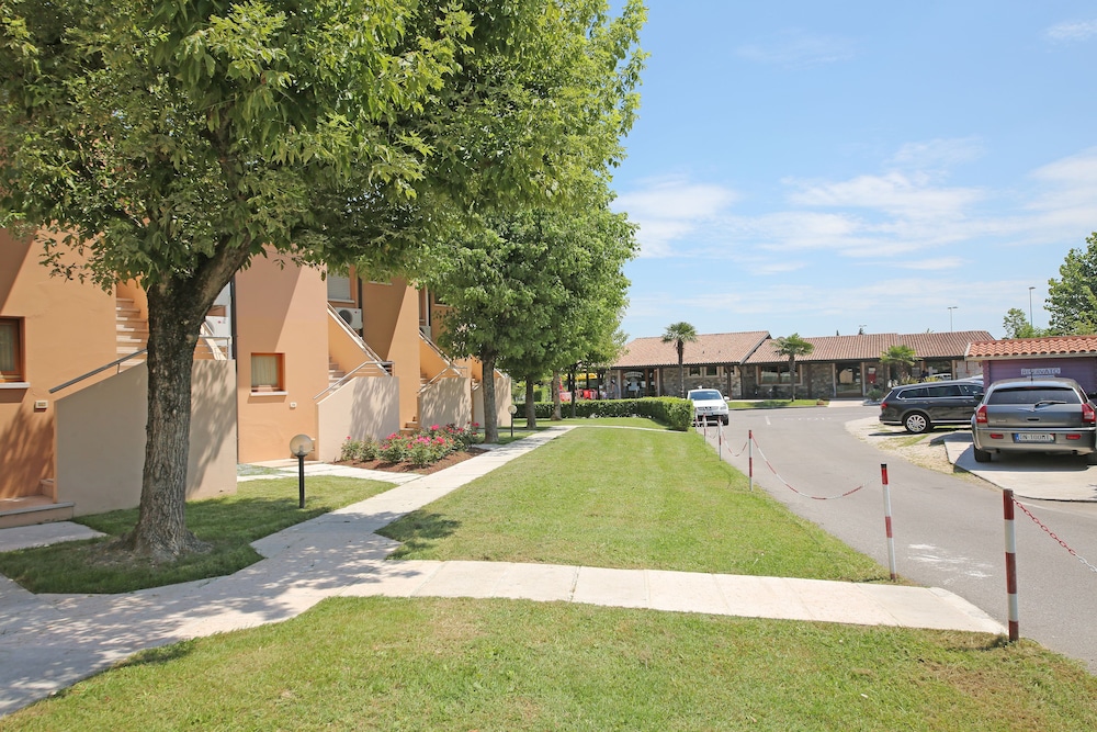 Residence Villaggio Tiglio 19/32