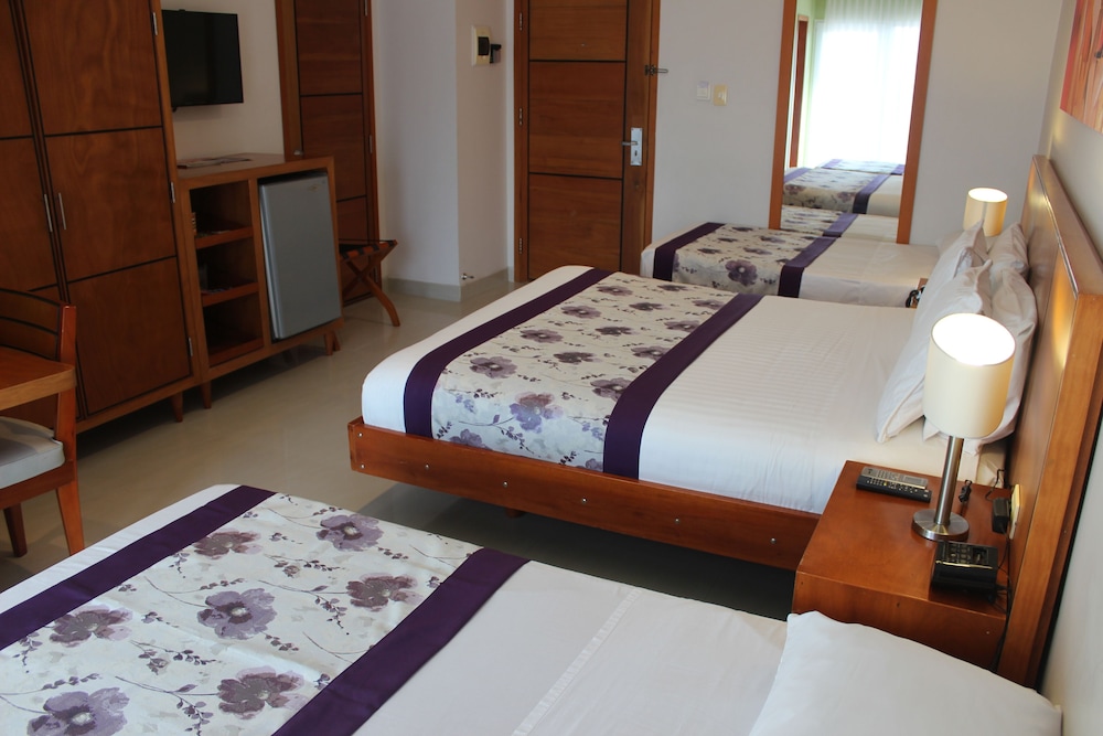 Hotel Atrium Plaza 31/65