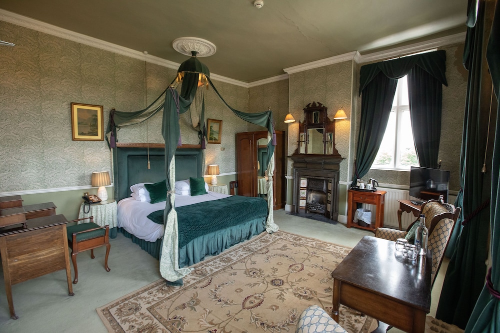 Grafton Manor 9/42