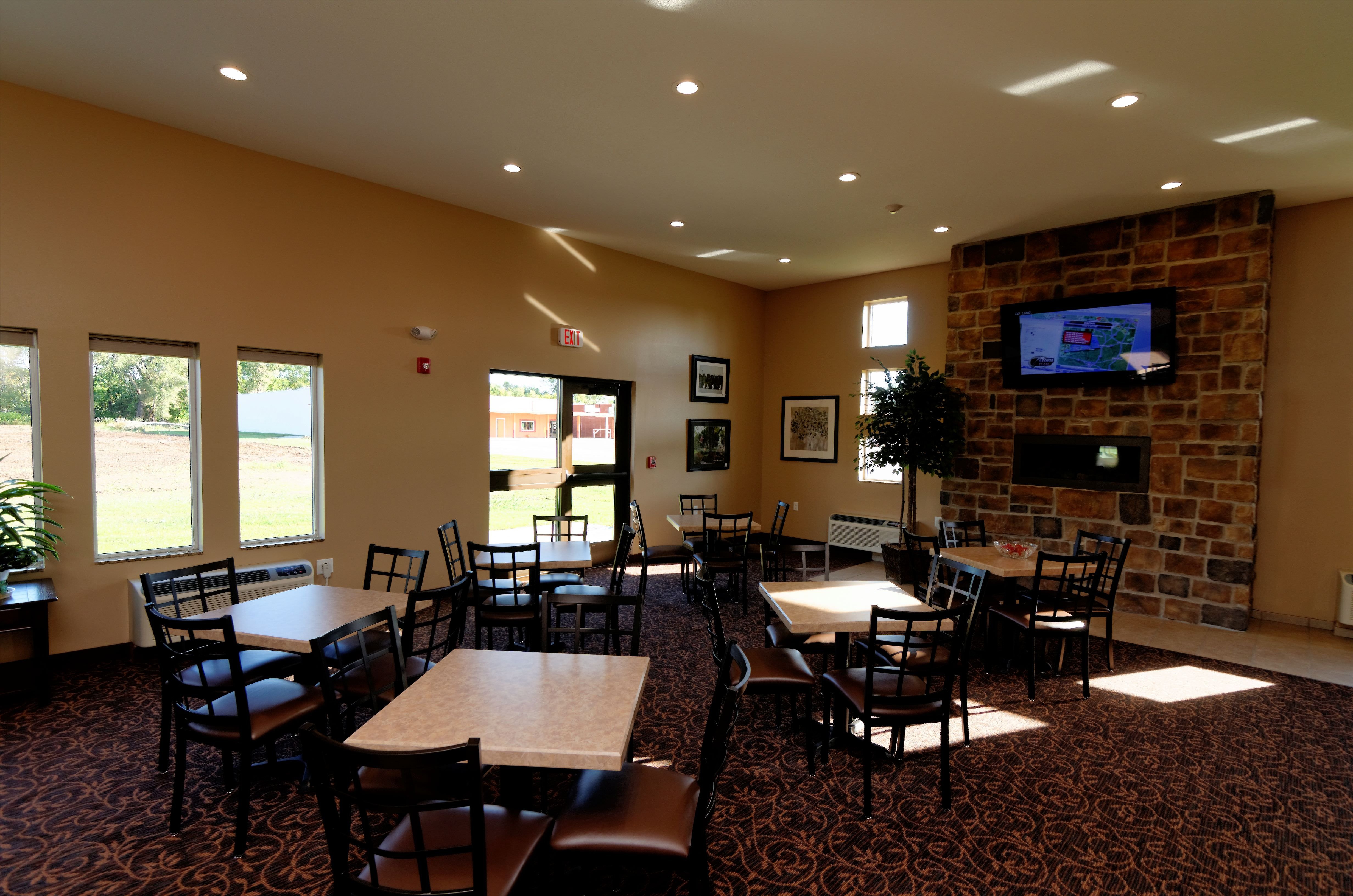 Cobblestone Inn & Suites - Fort Madison 45/54