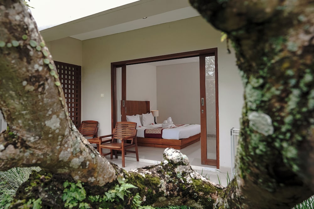 Pertiwi Resort Spa 58/87