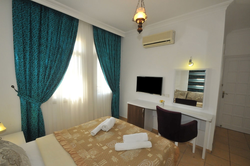 Pegasus Hotel & Villa 17/50