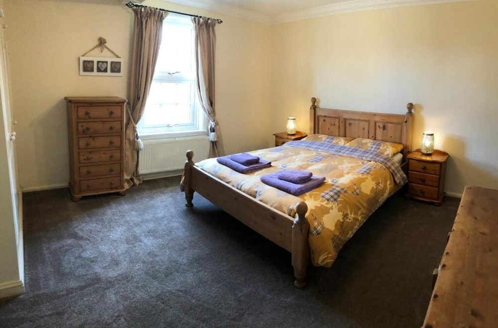 Ceilidh Cottage 4/48