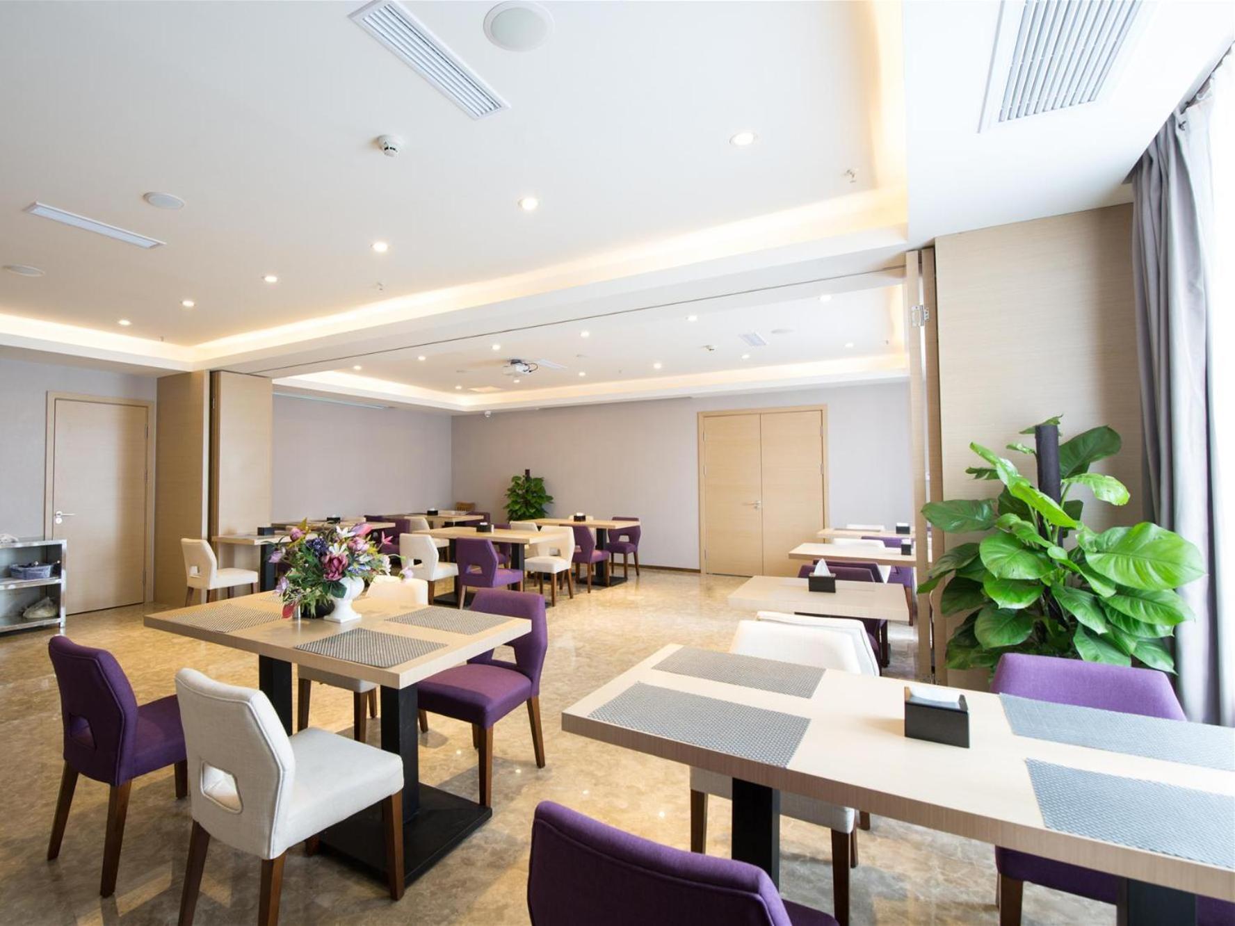 Lavande Hotels Chongqing (Qijiang Railway Station Mingyang Plaza) 48/54