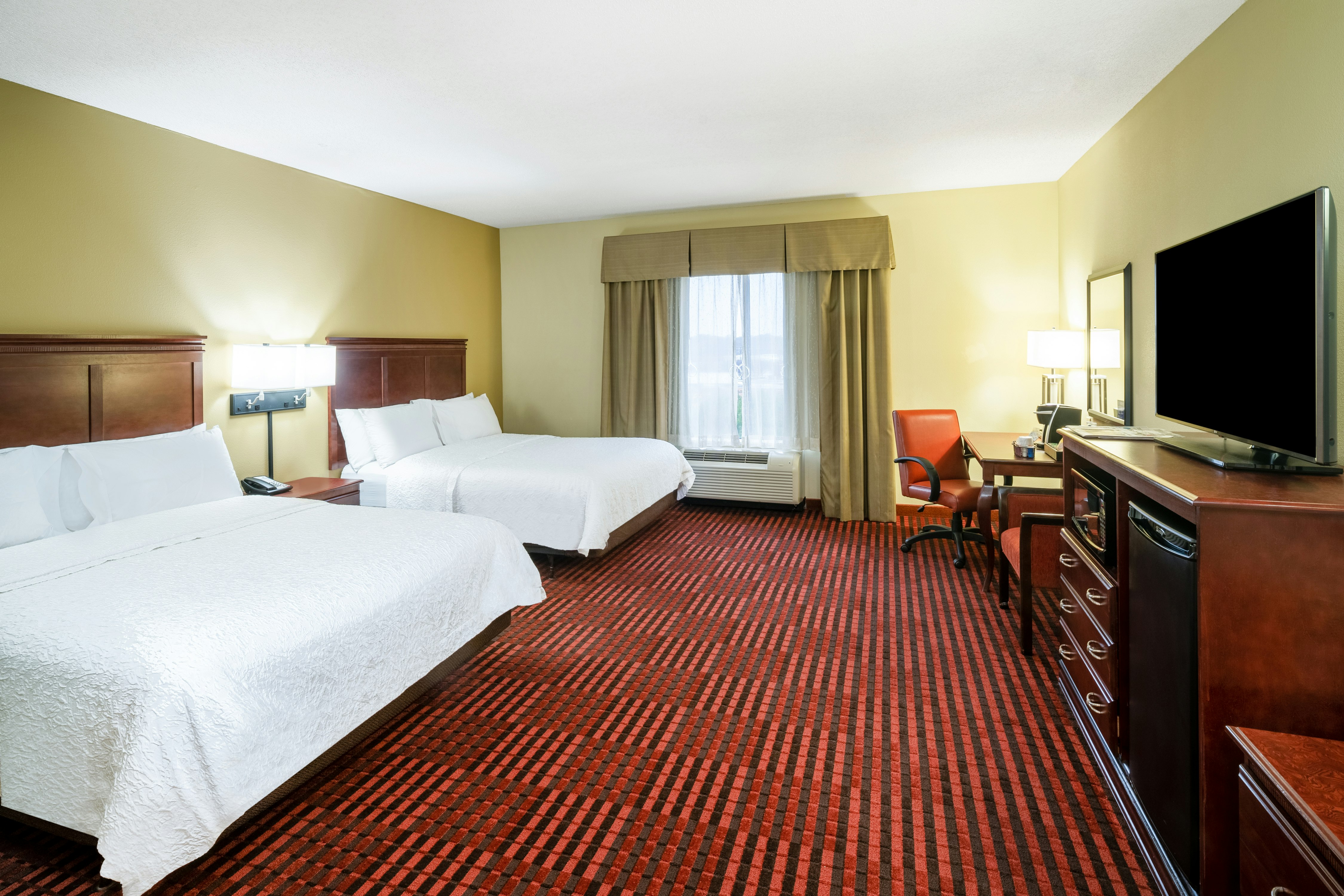 Hampton Inn Covington, GA 5/11