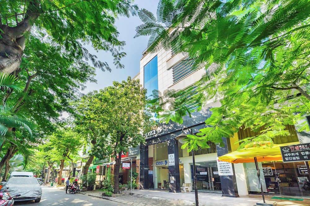 Collection O Cozy 5 Hotel - Near SECC 40/43