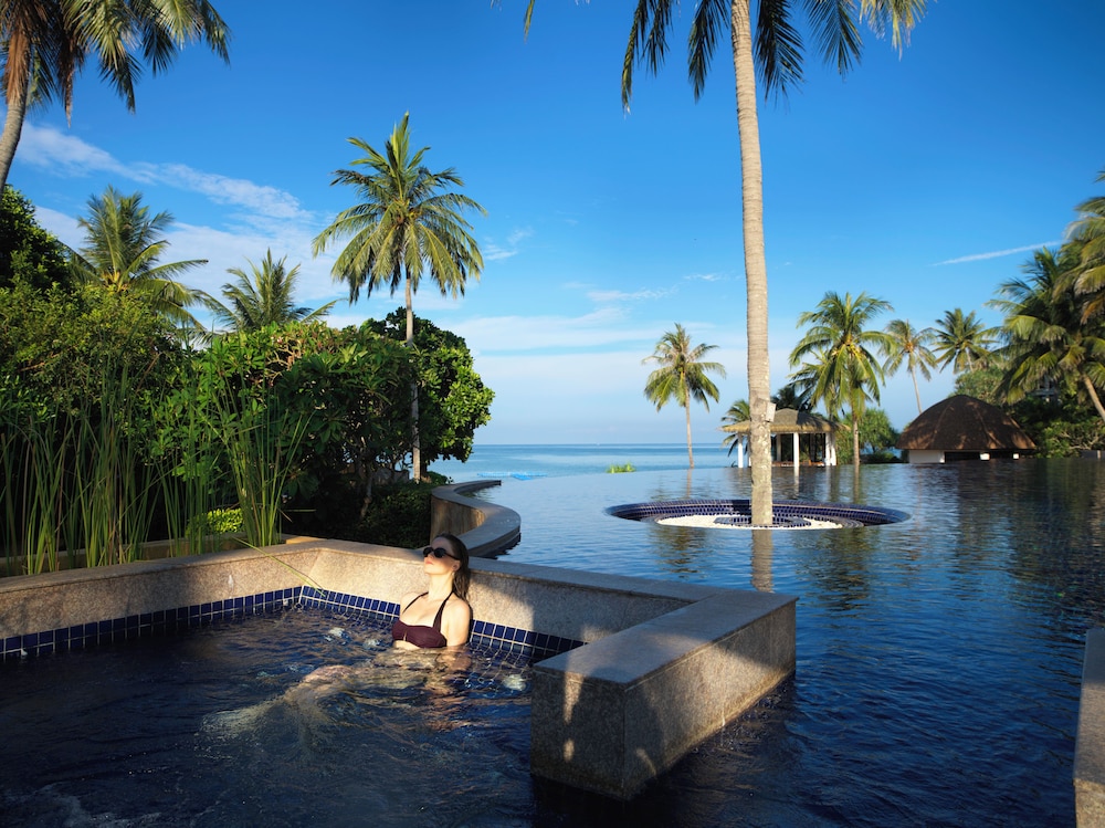 Rawi Warin Resort & Spa 55/96