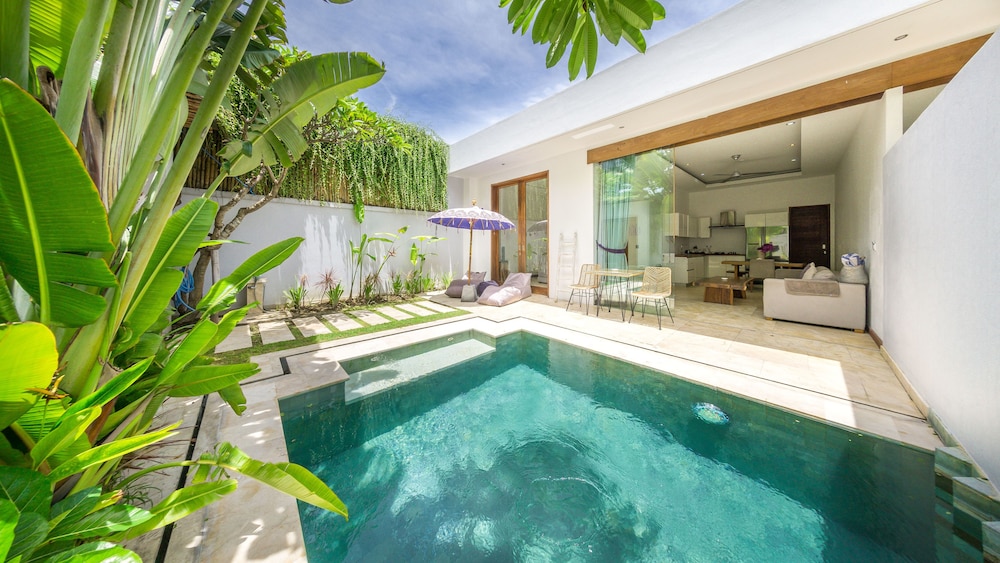 ANEMA VILLA SEMINYAK 69/73