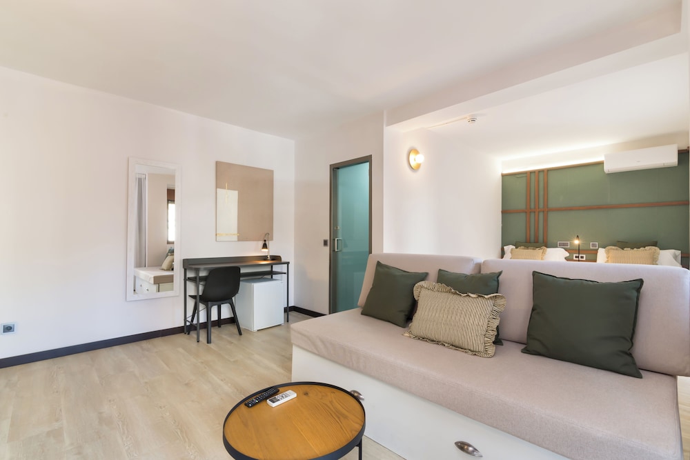 Roisa Hostal Boutique 51/77