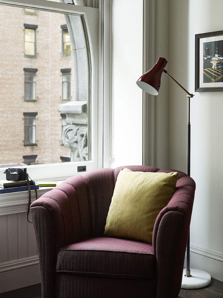 THE BEEKMAN, A THOMPSON HOTEL 65/75